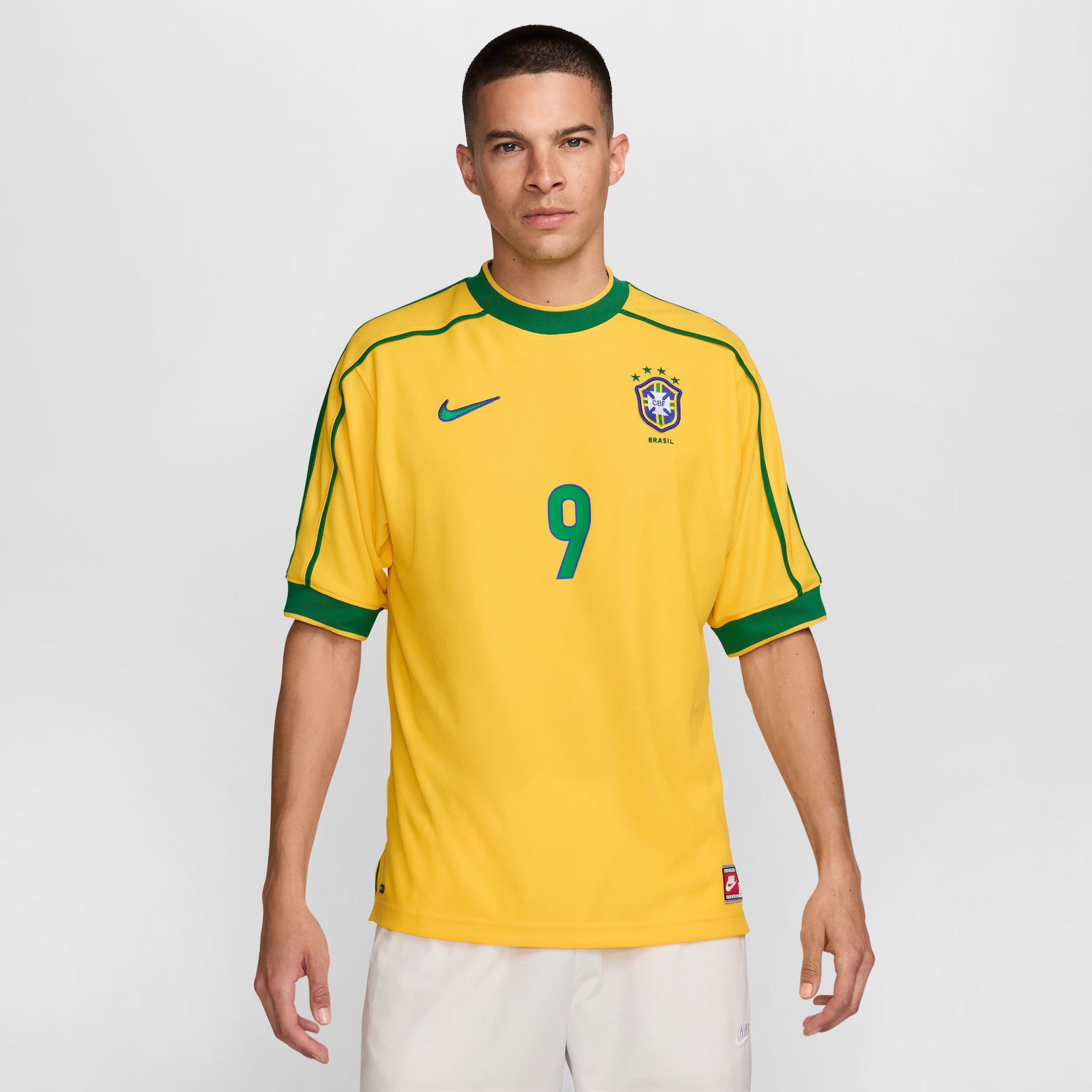 CAMISA BRASIL RETRÔ AMARELA RONALDO (1998/2000)