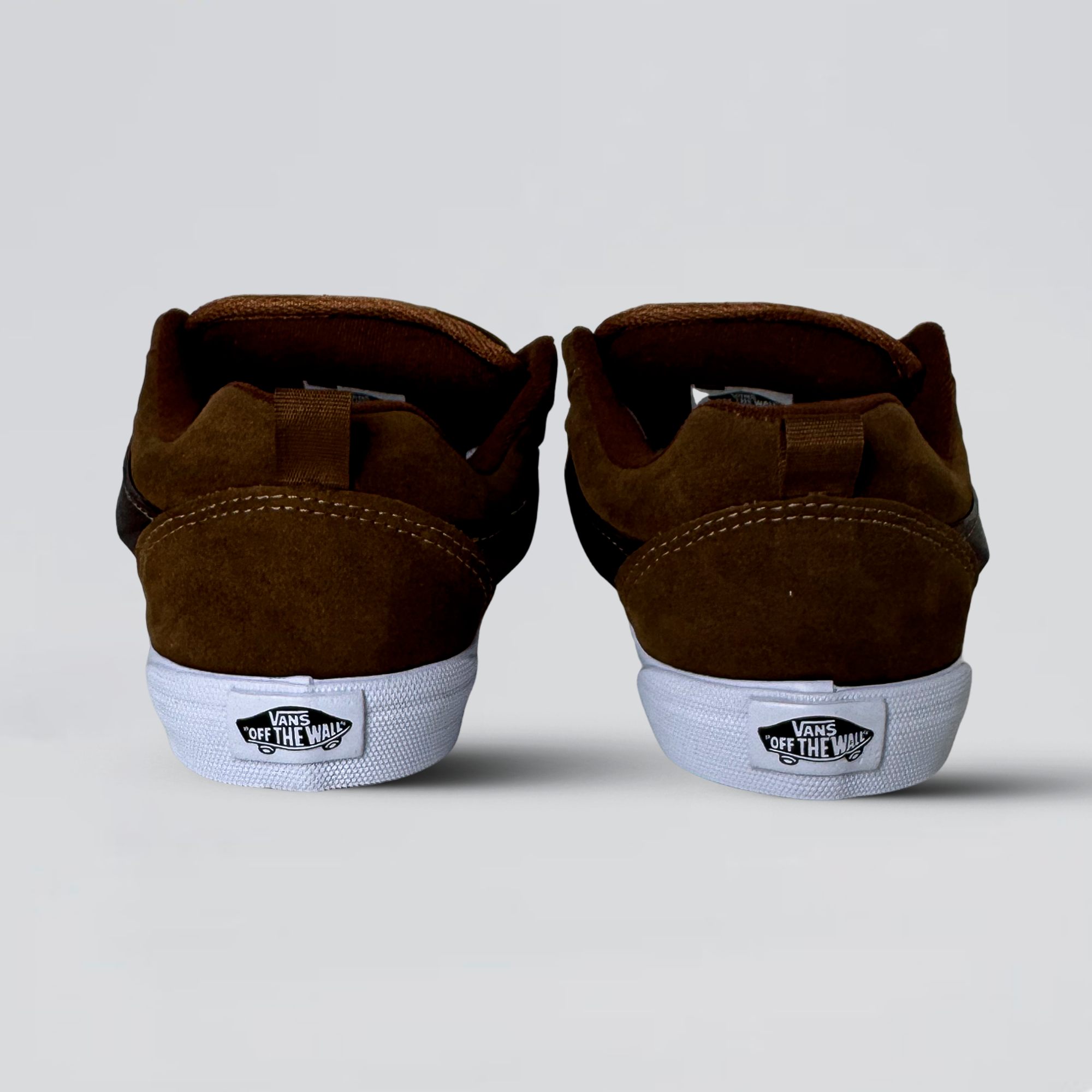 VNS KNU MARROM CAFÉ