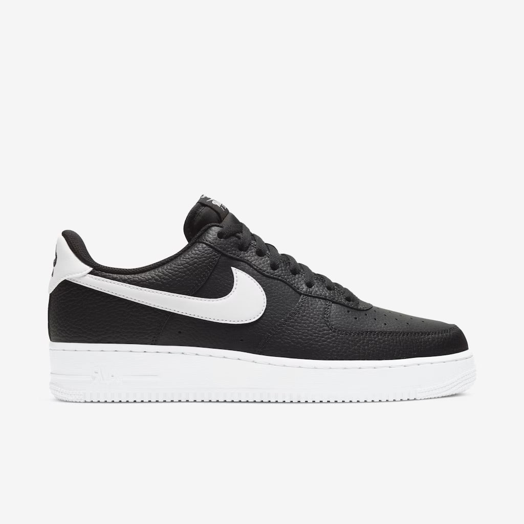AF1 PRETO E BRANCO