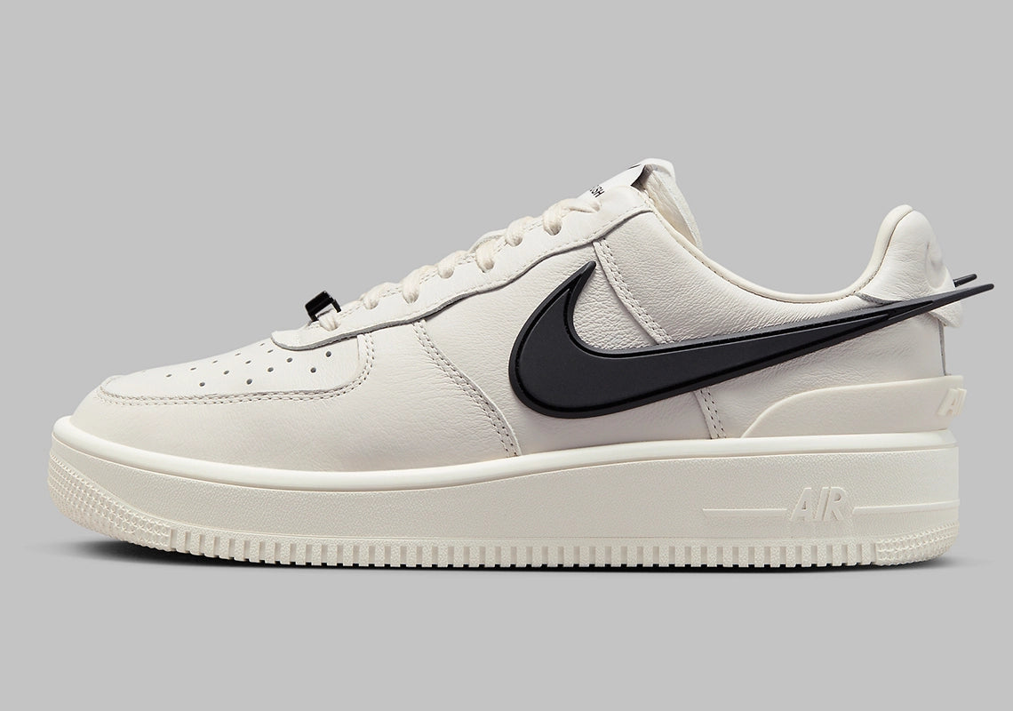 AF1 Ambush Branco/Preto