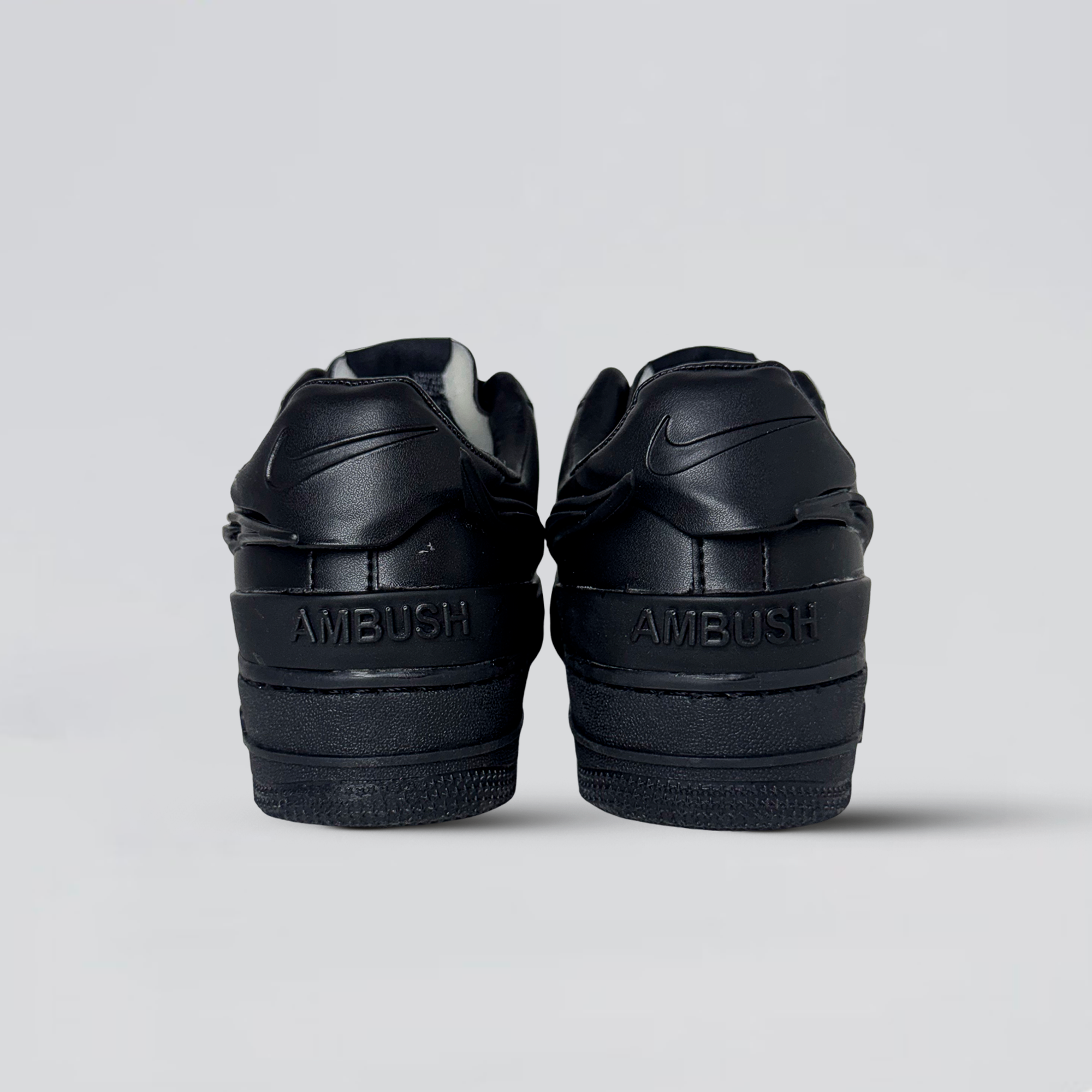 AF1  Ambush Preto