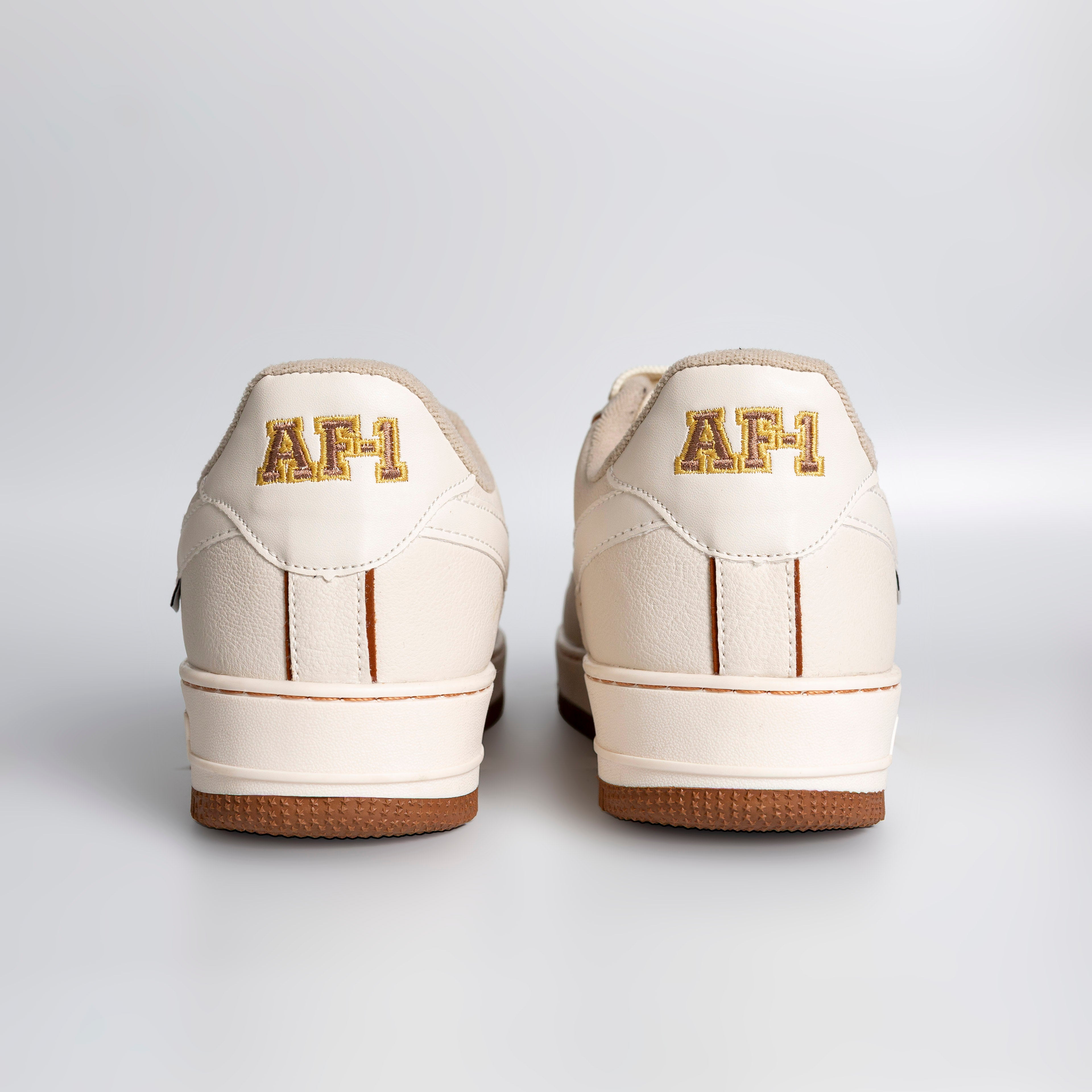 AF1 Branco/Bege Medalha (Edição especial)