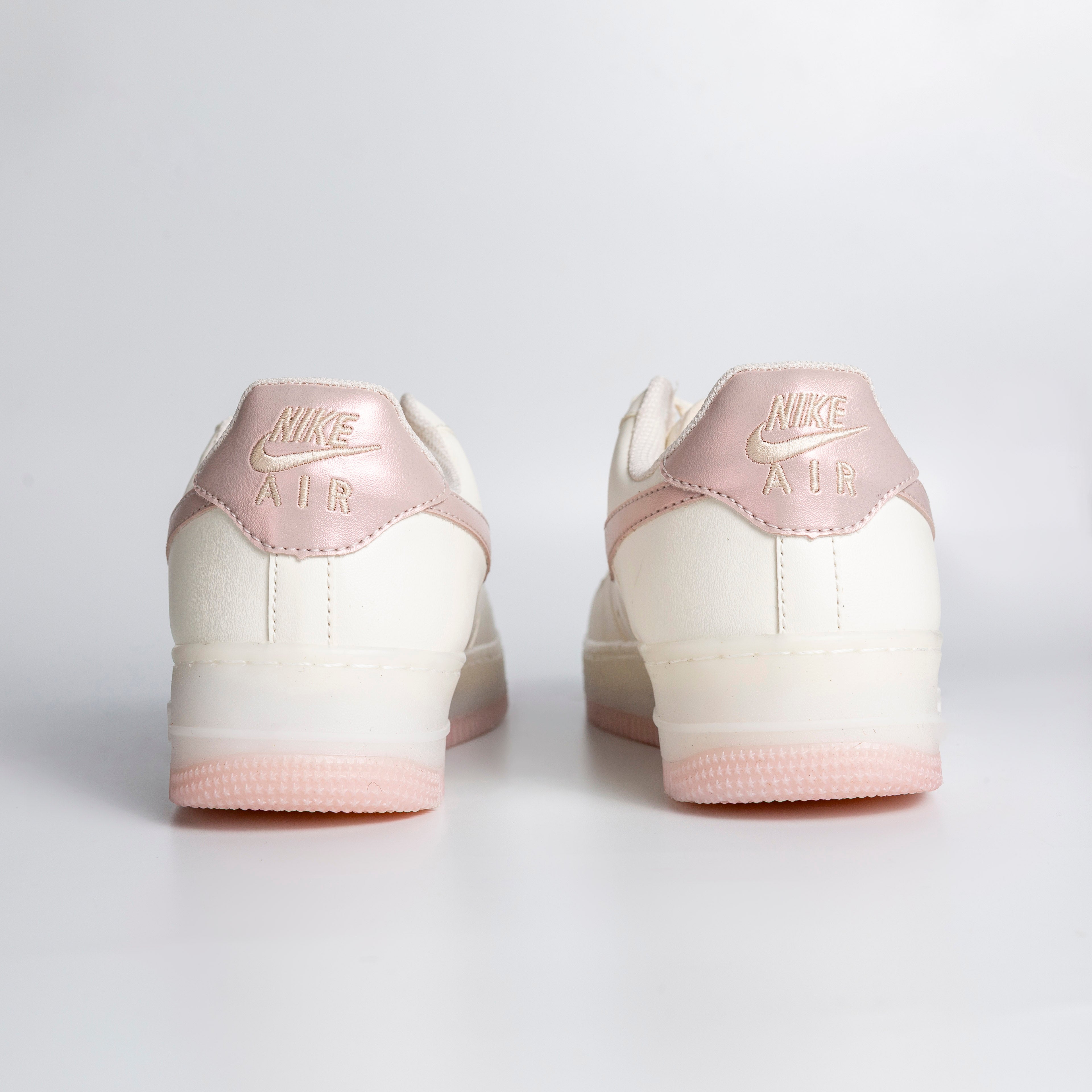 AF1 Branco e Rosa brilhante