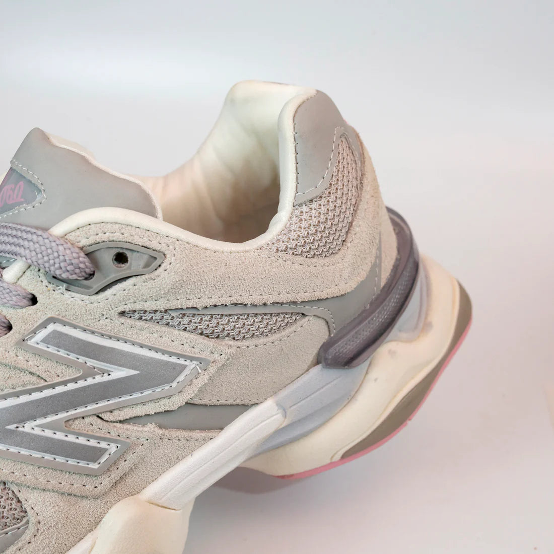 NB 9060 Grey Pink