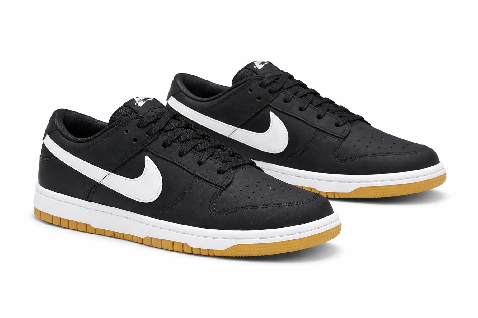 NK SB Dunk Low Black Gum