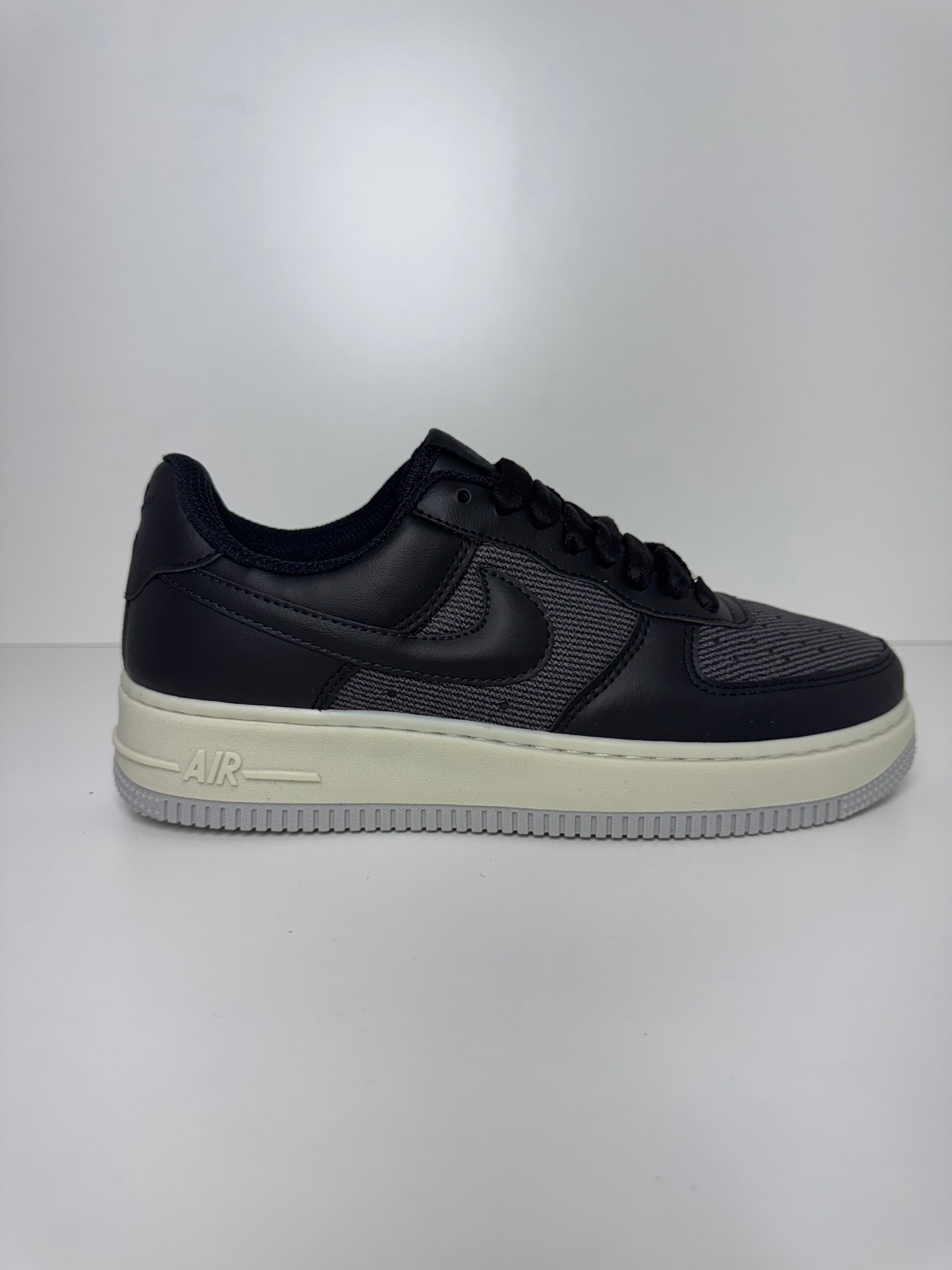 AF1 |  Knit Preto/ Gelo
